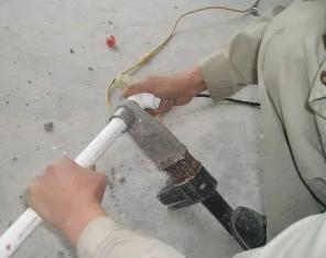 喀什地漏水维修电话